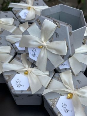 Favor Box 9